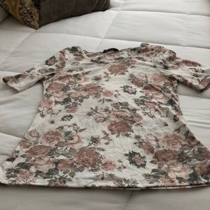NWOT Floral Top